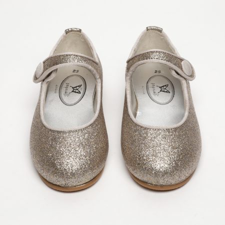 GLITTERY