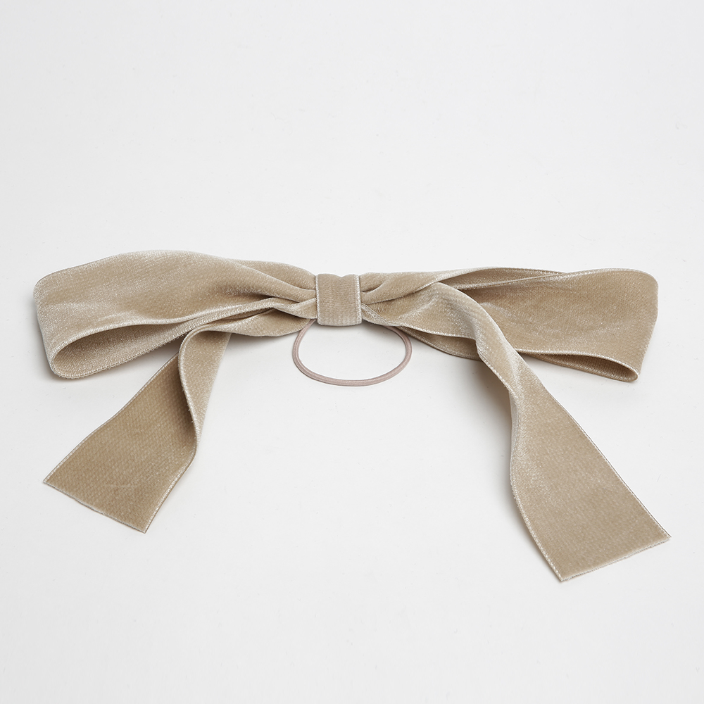 A WINTER BOW | Papouelli